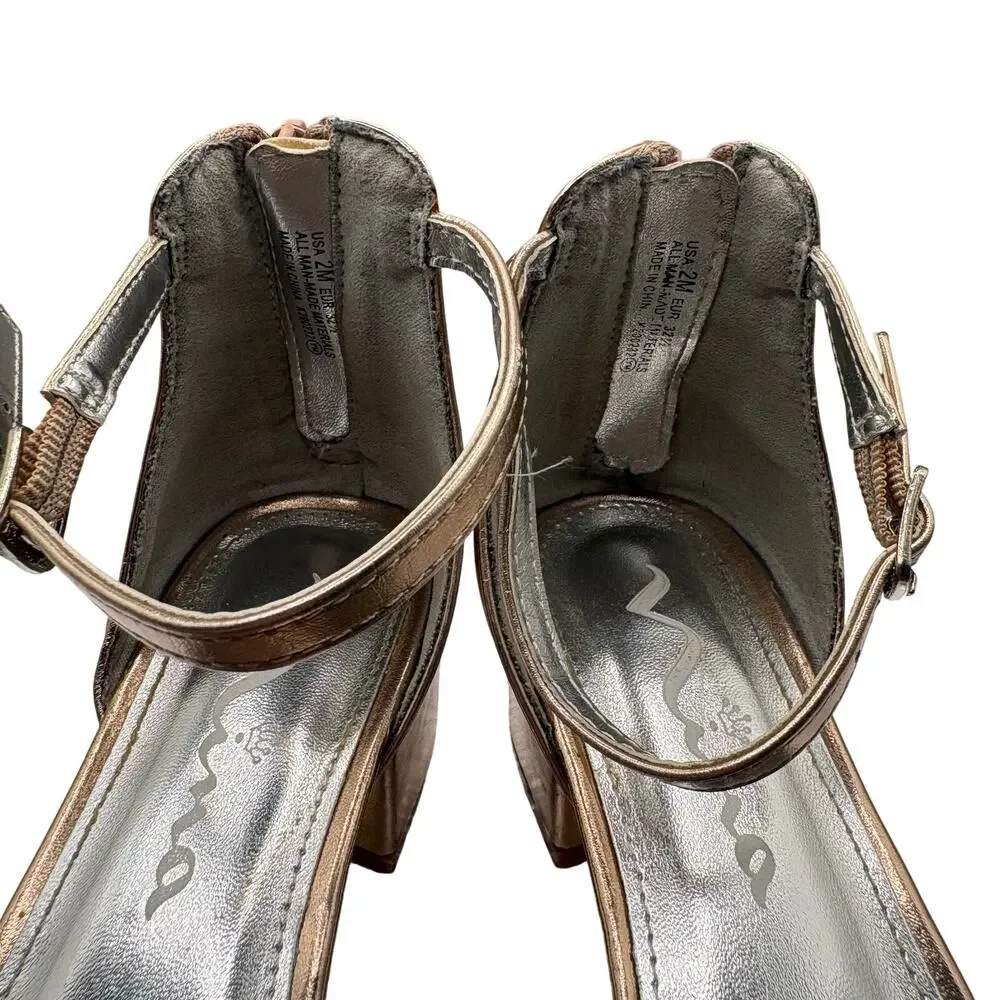 Nina Size 2 Gold Open Toe Ankle Strap Block Heel Sandals Dress Shoes
